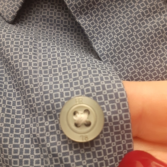 Men's Dress Shirt - Picture 8 of 10
